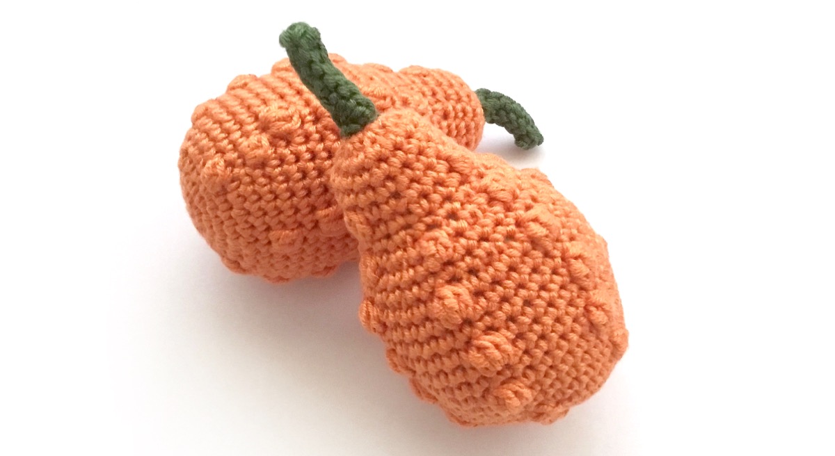 Crocheted decorative bottle gourd