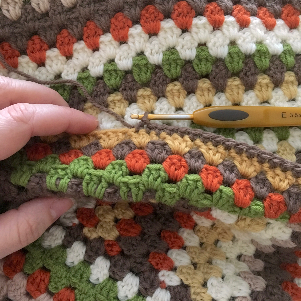 Crochet Granny Stripe Blanket Border